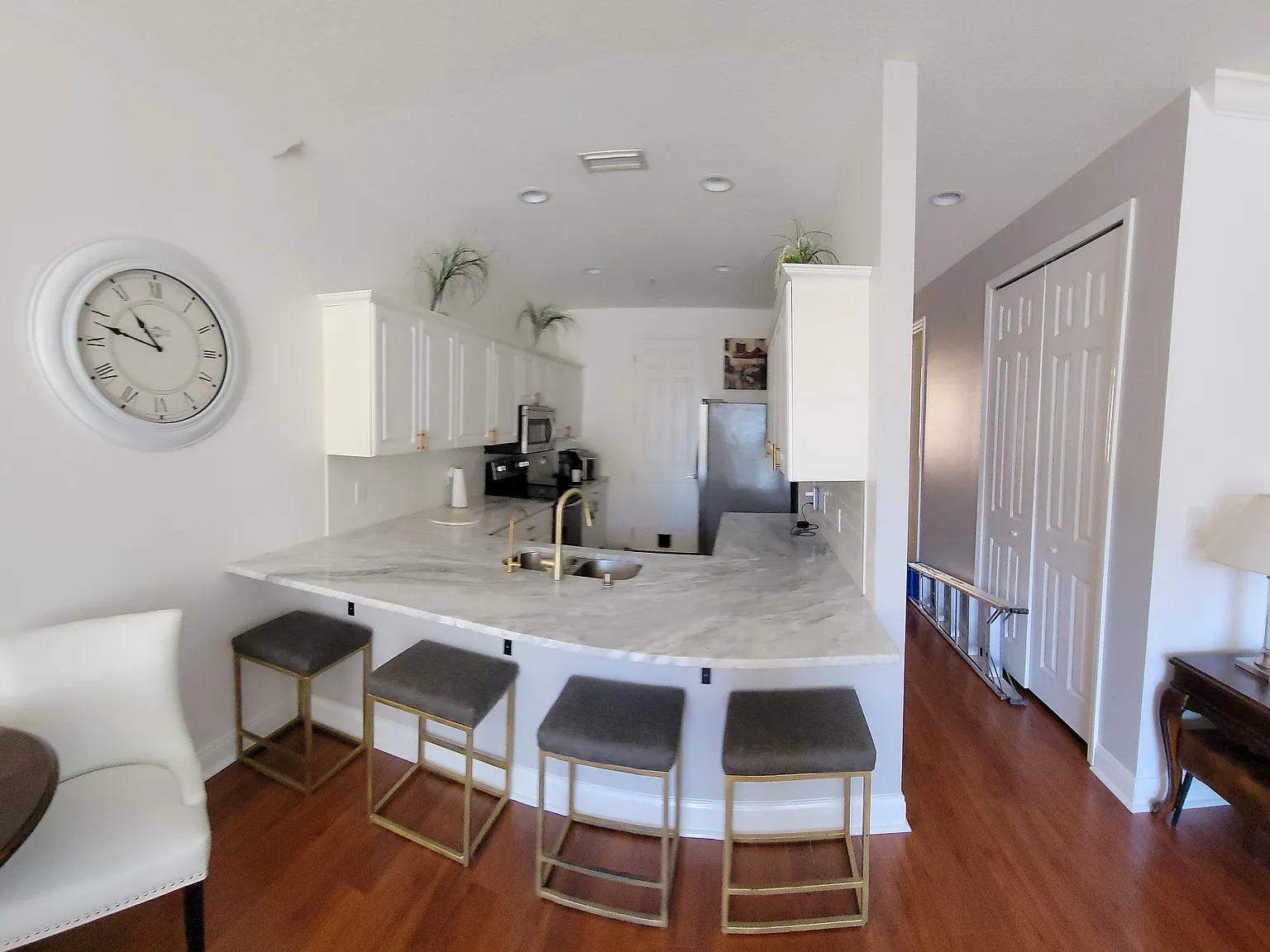 6827 S Kissimmee St — Photo 3