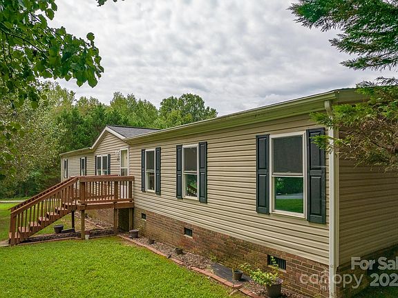 4th image of 243 Maristone Dr