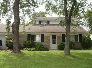 1233 Rosedale St, Maumee, OH 43537