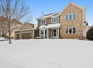 14242 Fossil Ln, Apple Valley, MN 55124
