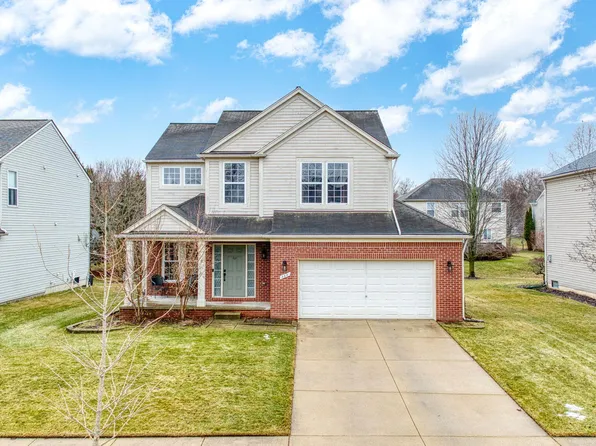 464 Shiloh Dr, Chelsea, MI 48118