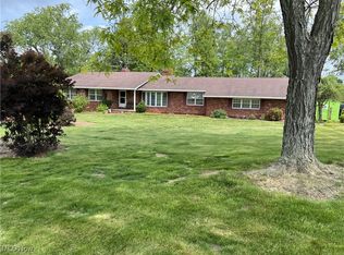 58611 Sharon Blvd, Rayland, OH 43943