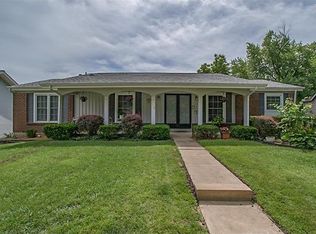 11808 Featherwood Dr, Saint Louis, MO 63146