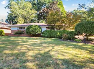 3470 Kingston Ln, Youngstown, OH 44511