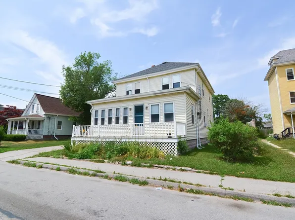 24 Monroe St, Taunton, MA 02780