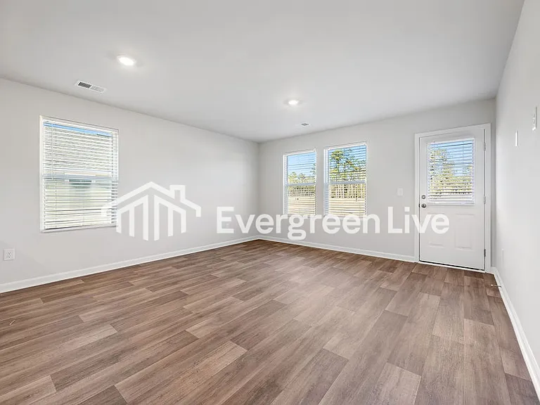 1210 Willow Oaks Way — Photo 9