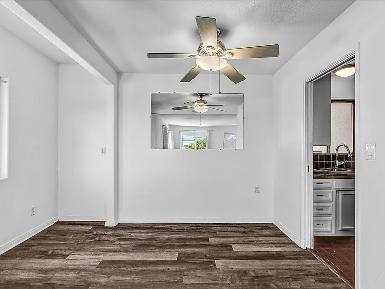 5860 - 5864 Mildred Street — Photo 28