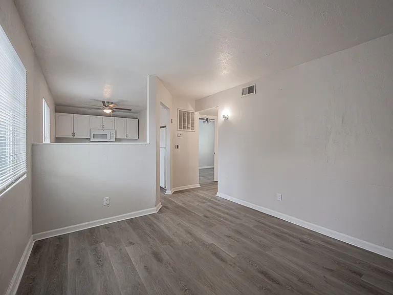 9606 N 11th Ave, Phoenix Az — Photo 5