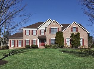 7 Cedar Tree Ln, Chester, NJ 07930