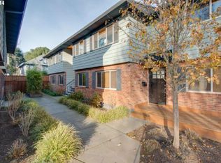 327 SE 32nd Ave, Portland, OR 97214