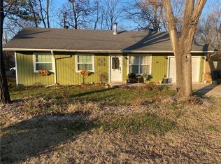 202 McCulloch St, Pea Ridge, AR 72751