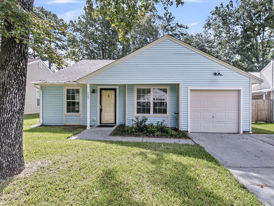 122 Robert Dr, Ladson, SC 29456