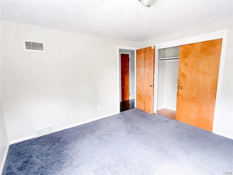 325 Homewood Dr — Photo 9