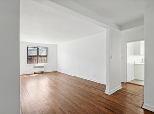 20-27 Seagirt Blvd #4E, Far Rockaway, NY 11691