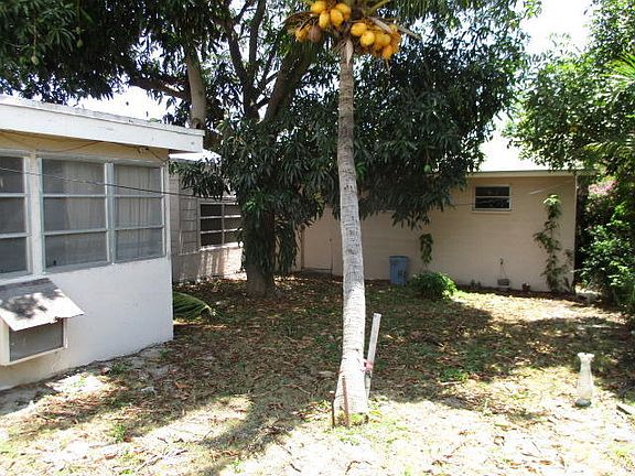 5th image of 4904 Parker Ave
