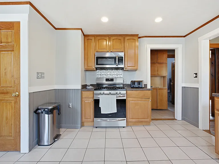 5 Franconia St #2 — Photo 5