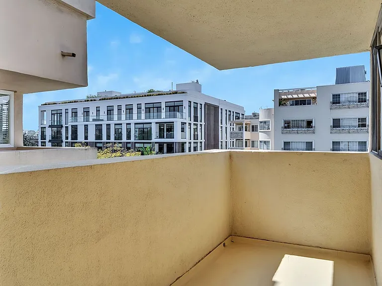 432 N Palm Dr — Photo 18