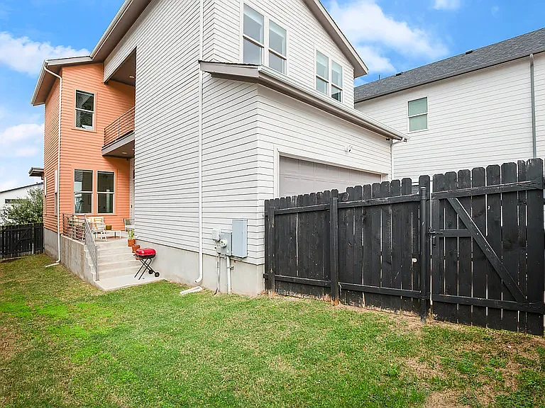 Patio and backyard that is ideal for your furry friends