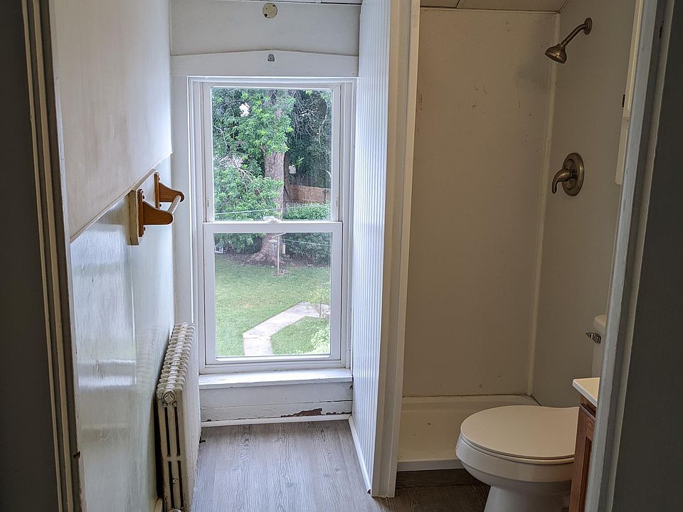 Bathroom with standing shower
