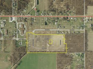 Short Dr, Knox, IN 46534