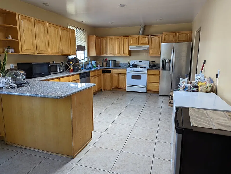 Klump Ave, North Hollywood — Photo 4