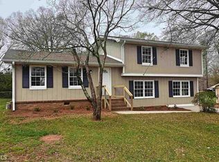 416 S Hammond Dr, Monroe, GA 30655