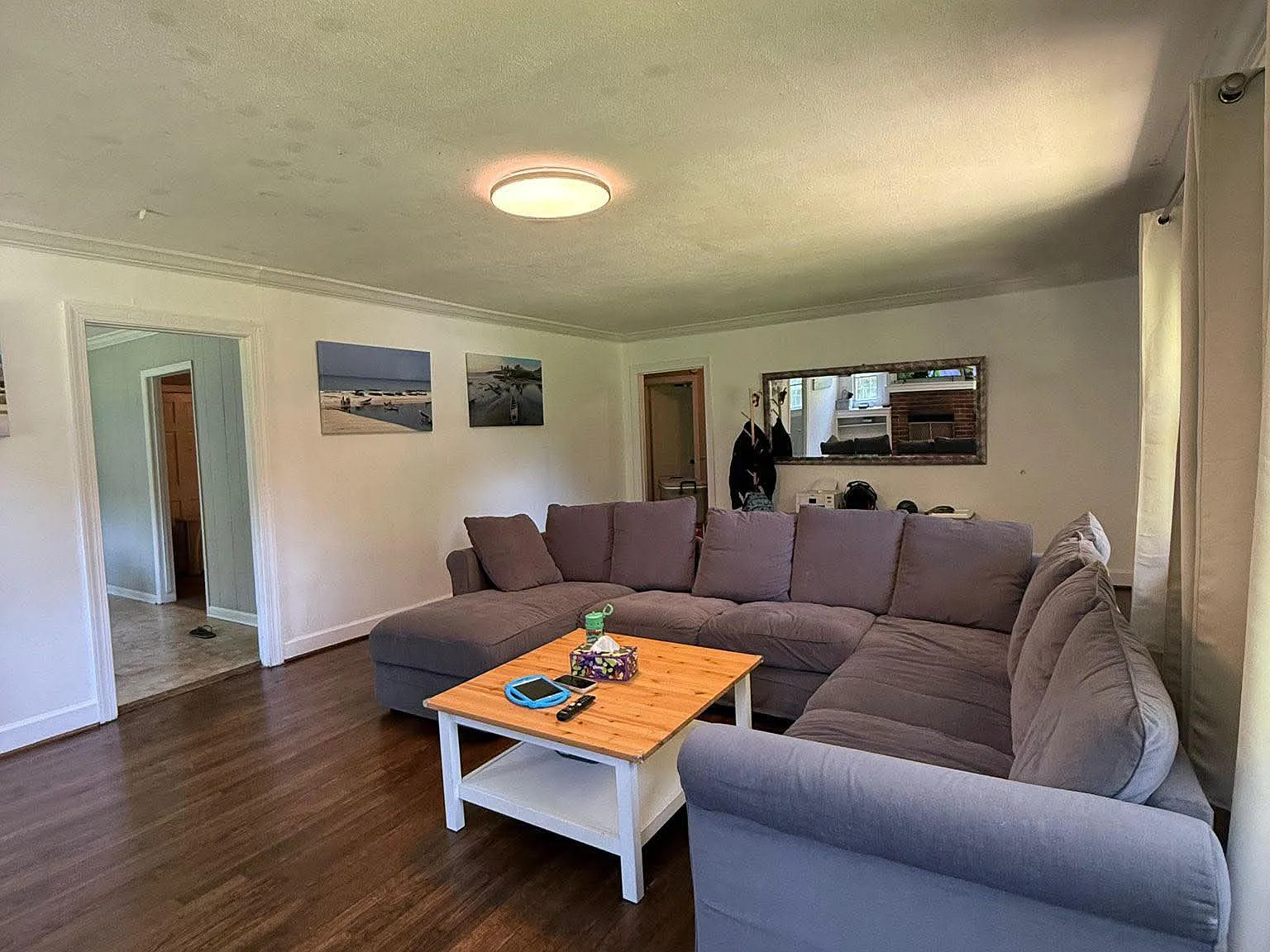3 bed, 1200 sqft, $1,800 — Photo 4