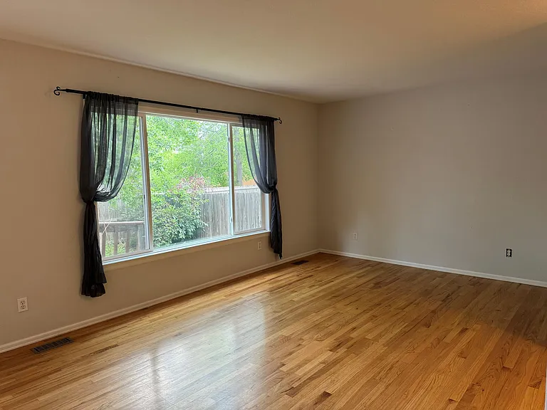 1408 Orchid Ct — Photo 5