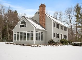 101 Castle Dr, Groton, MA 01450