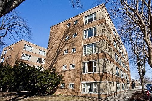 1st image of 2424 W Estes Ave APT 3C