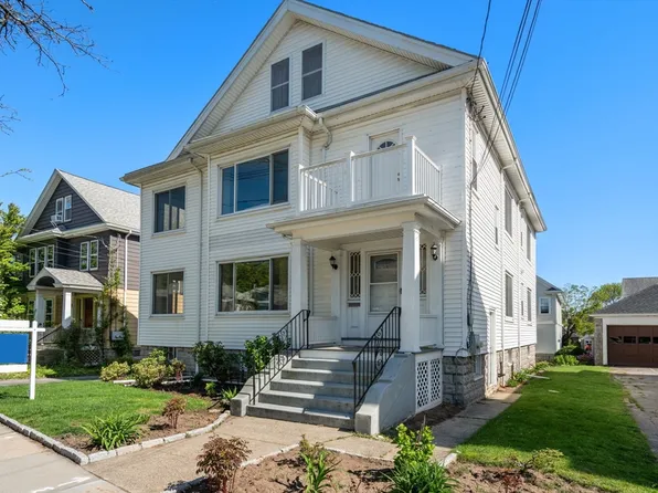 84 Lake St, Arlington, MA 02474
