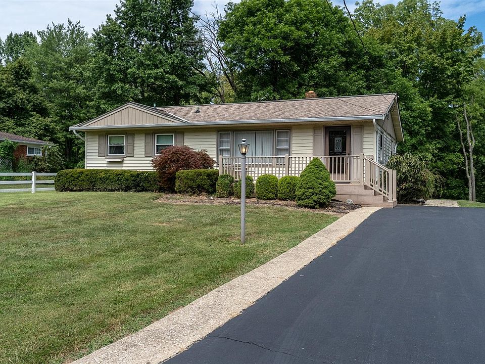 1st image of 428 Apple Blossom Ln