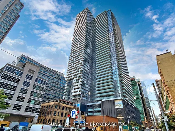 25 Richmond St E, Toronto, ON