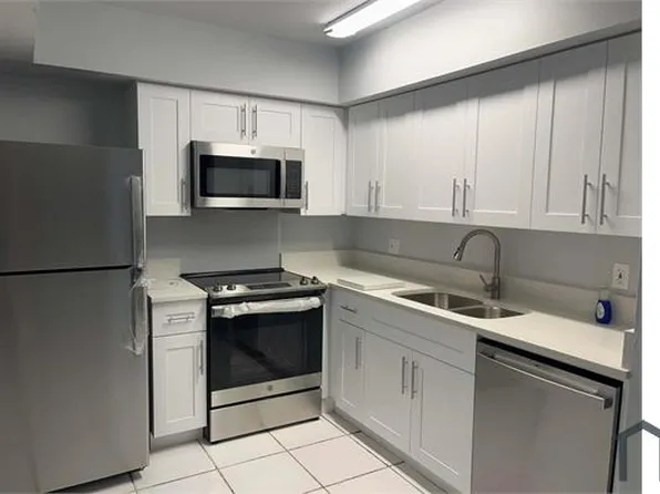 1195 NW 16th Ave, Boca Raton, FL