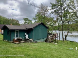434 Romobe Lake Rd, Thompson, PA 18465