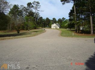 305 Lakeside Dr, Lagrange, GA 30240