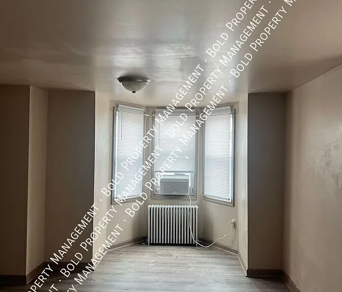 518 N 8th St #3 — Photo 7