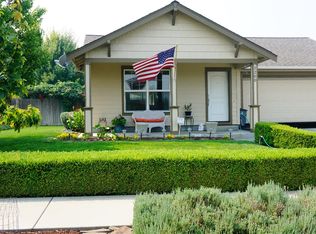 1200 Lithia Way, Talent, OR 97540