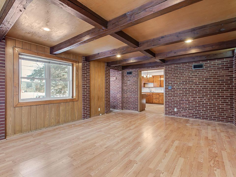 1st image of 4000 Hayes St NE #1