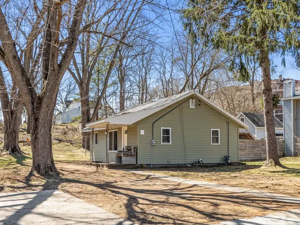218 E Park St, Montello, WI 53949