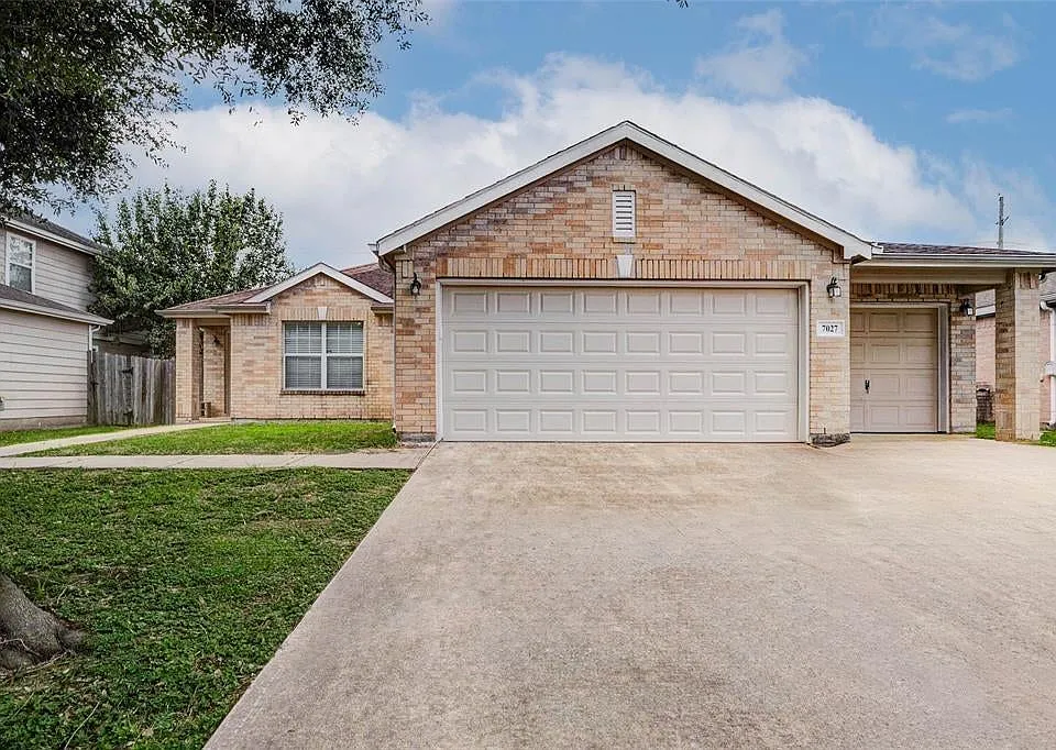 7027 Parkford Meadow Dr