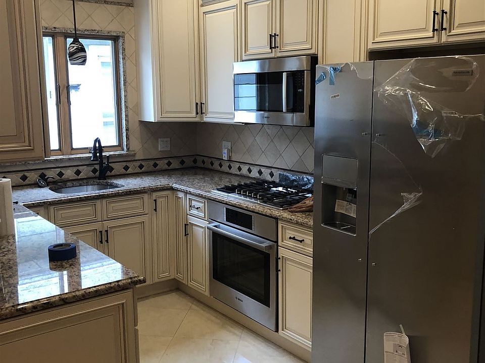 4AE14538-9C12-47EE-BCD4-04C41BEA172E