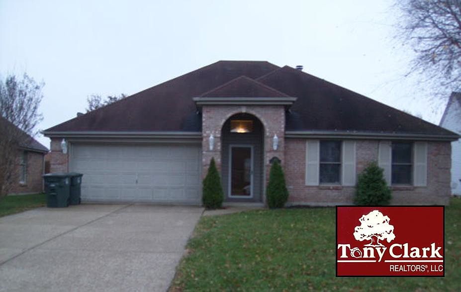 1st image of 2530 Lake Shore Pt