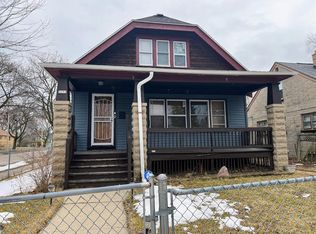 5692 N 40th St, Milwaukee, WI 53209