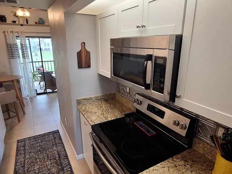 17250 Eagle Trce #9 — Photo 11