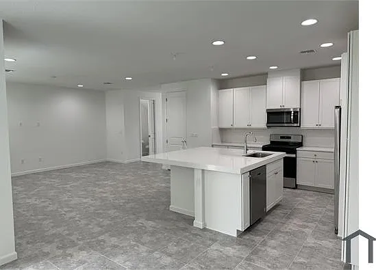 16475 Capilano Ct — Photo 15