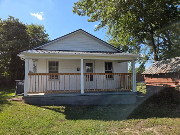 1546 1/2 Fuller St, Kingsport, TN 37664