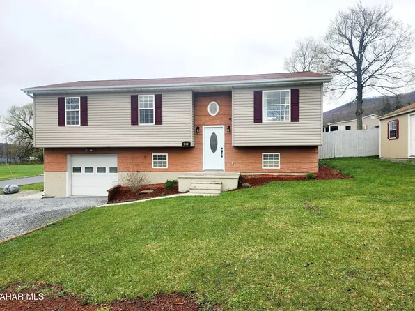 542 Oakdale Rd, Claysburg, PA 16625