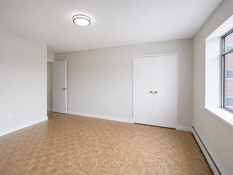 1901 Martin Grove Rd #521 — Photo 7