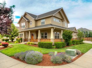 542 Quail Ct, Central Pt, OR